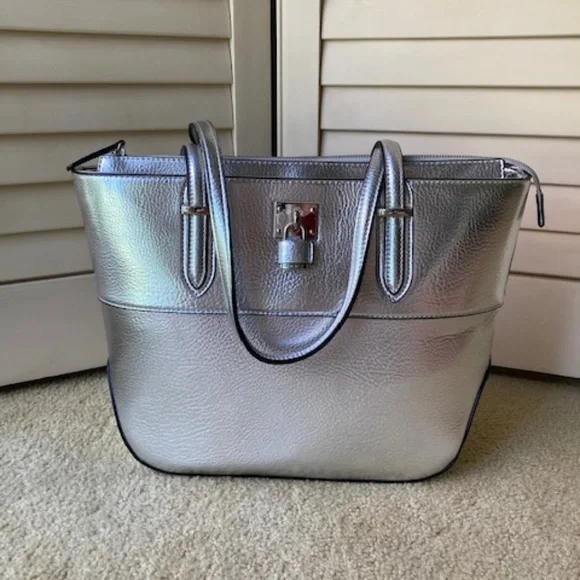 Nine West faux Leather Silver Satchel 🆕 - Picture 12 of 15
